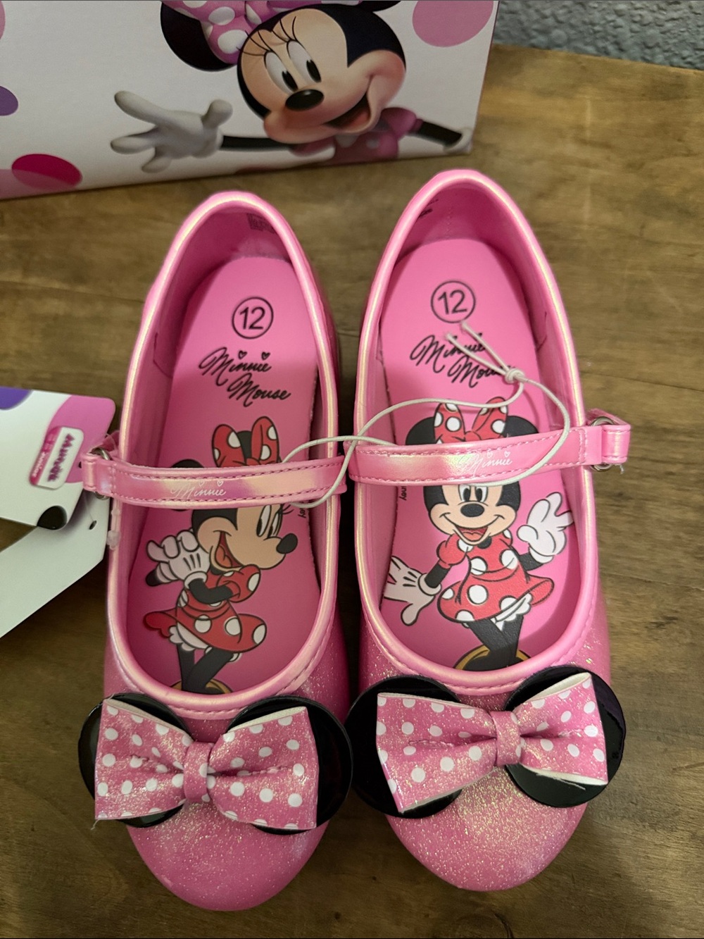 Disney Minnie Mouse Sparkle Pink Bow Mary Janes size 12 - Picture 2 of 4